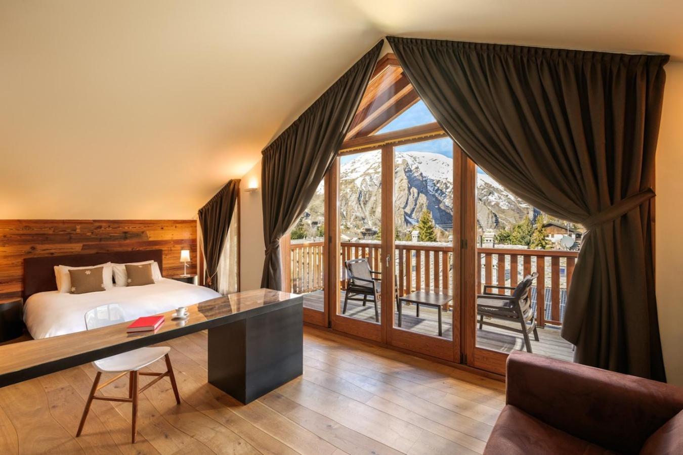 Montana Lodge & Spa, By R Collection Hotels La Thuile Exterior photo