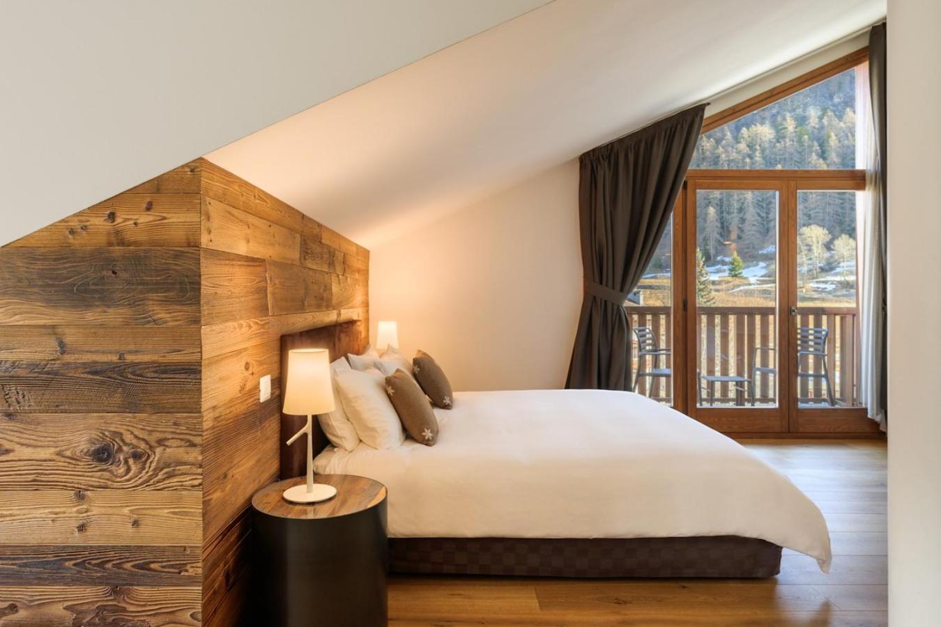 Montana Lodge & Spa, By R Collection Hotels La Thuile Exterior photo