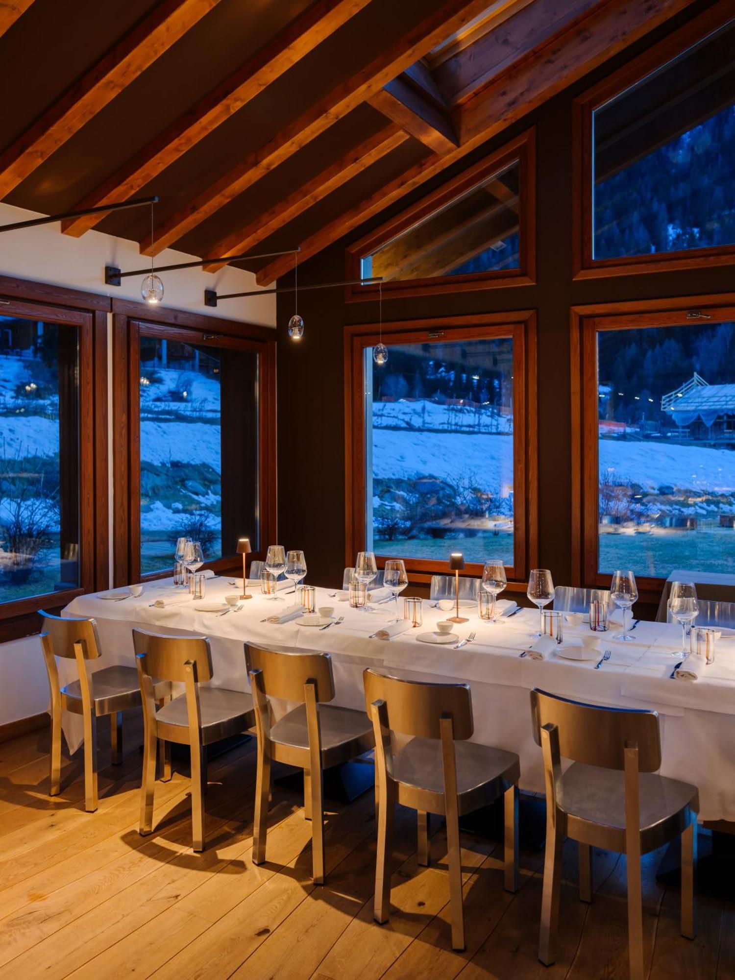 Montana Lodge & Spa, By R Collection Hotels La Thuile Exterior photo