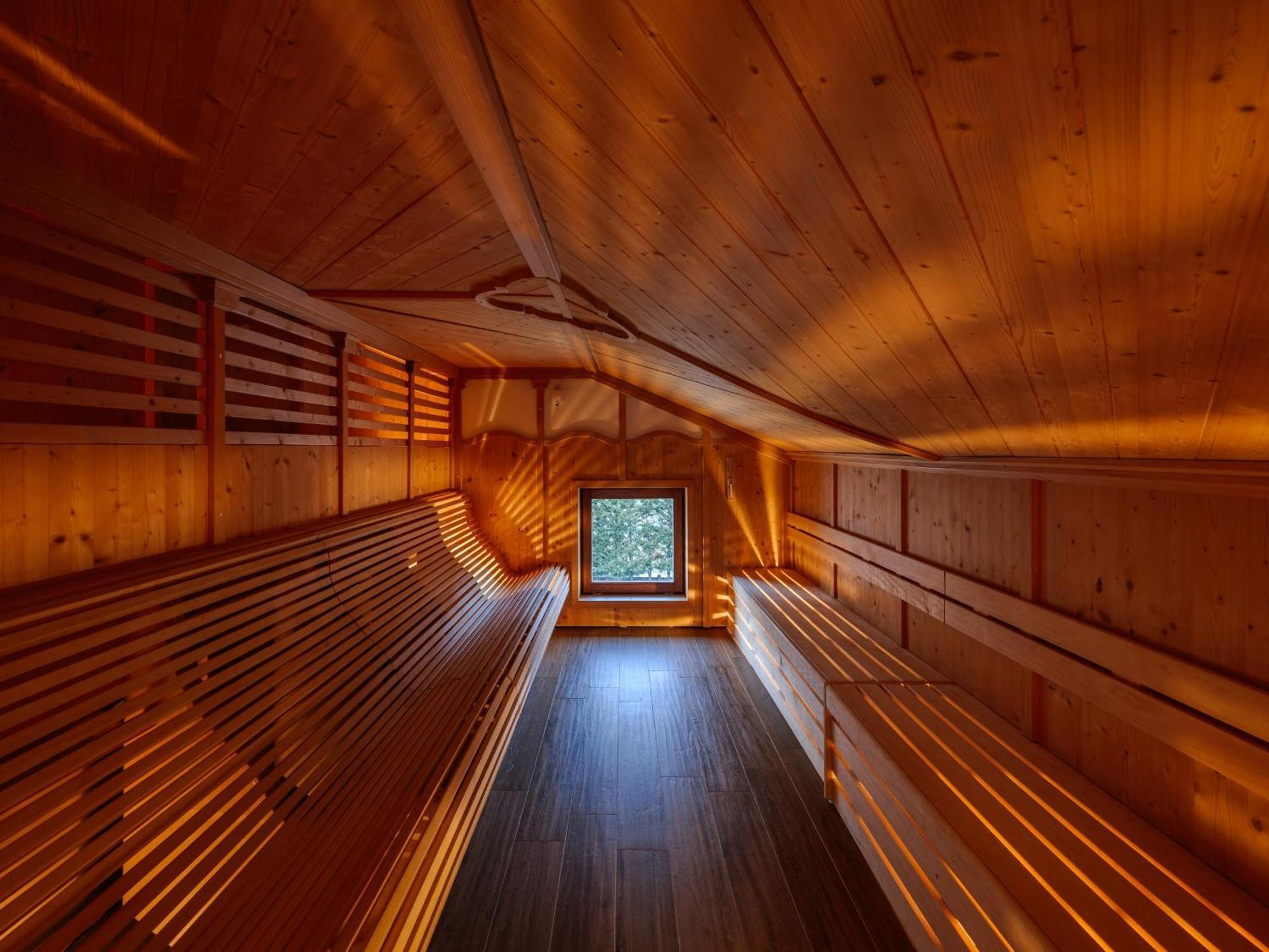 Montana Lodge & Spa, By R Collection Hotels La Thuile Exterior photo