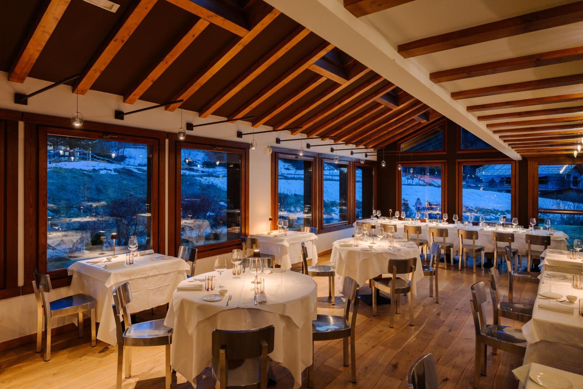 Montana Lodge & Spa, By R Collection Hotels La Thuile Exterior photo